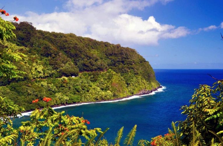 Discover Hawaii’s Hidden Gems: 7 Must-visit Spots on This Beautiful Island