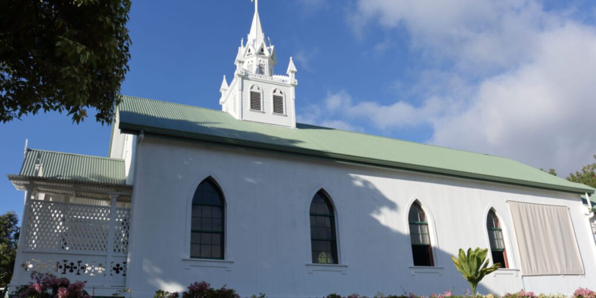 Discover How This Iconic Church in Hawaii Uses Frescoes to Make Scripture Visually Stunning