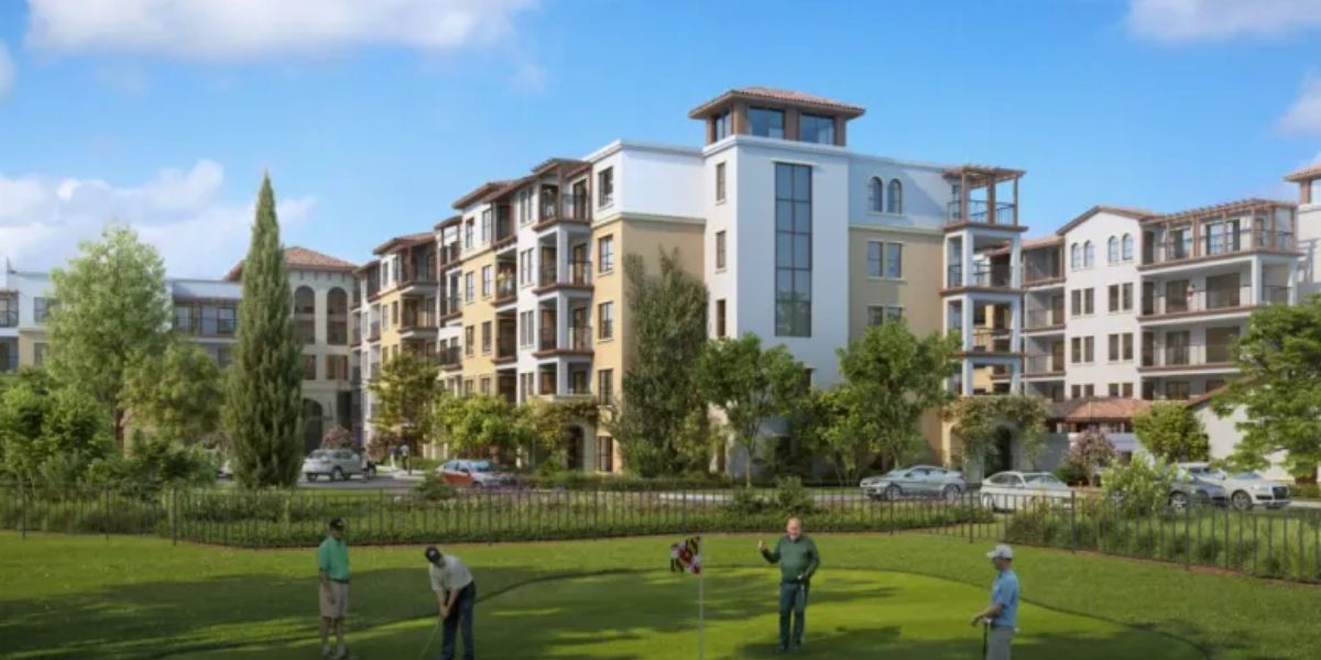 The Santa Clara project connects a golf course and hundreds of houses