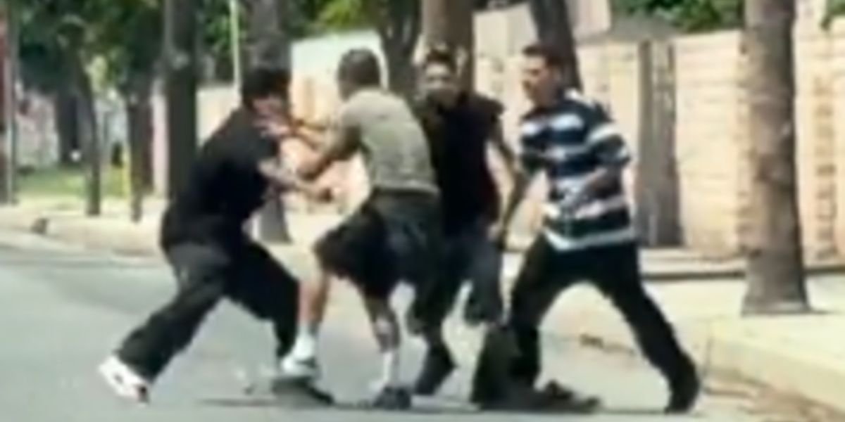 3 Teenagers Caught on Camera Stabbing Man in Broad Daylight on Santa Ana Road