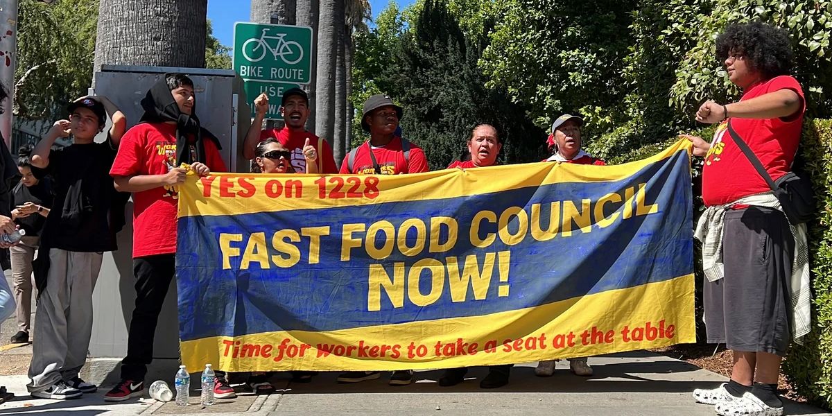 California Fast-food Workers Urge for $20.70 Minimum Wage by 2025; Seek Better Job Security and Address Industry Abuses