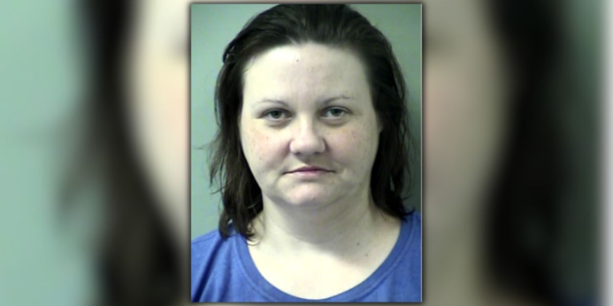 Florida Woman Charged With ANIMAL CRUELTY for Drowning Roommate’s Spider in Soda