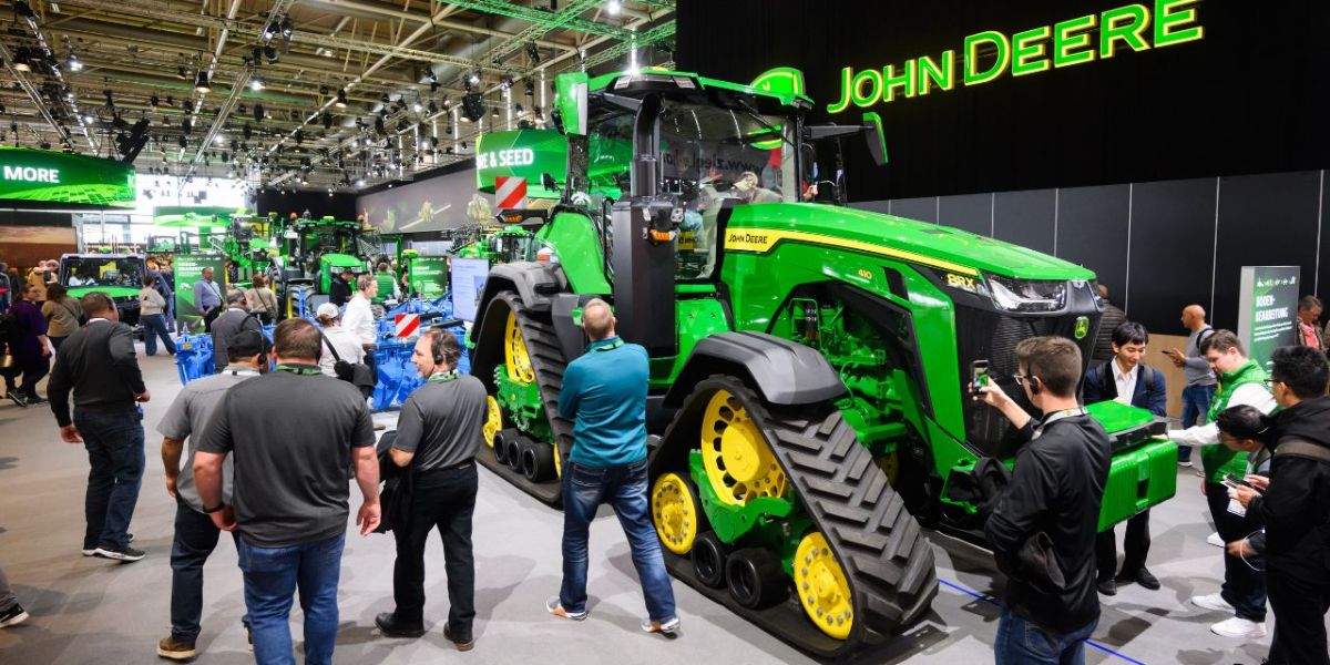 John Deere Cuts 600 Jobs in Midwest, Draws Criticism for Manufacturing Expansion in Mexico