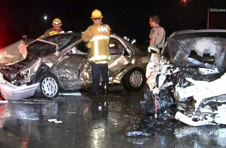 Seven Vehicles Collide on Eastbound 10 Freeway in LA; Emergency Crews Respond to Early Morning Accident