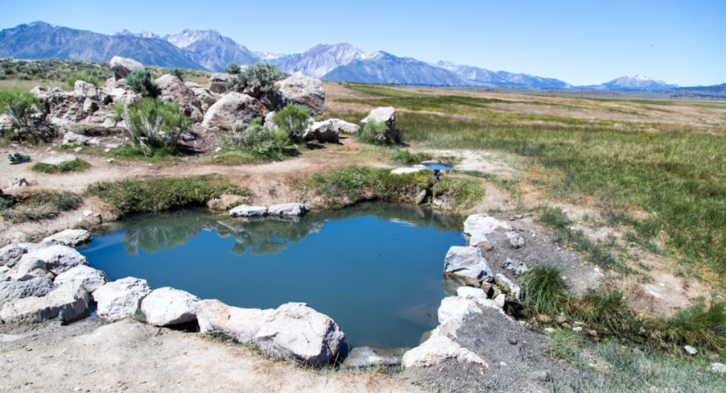  Wild Willy’s Hot Springs - Mammoth Lakes