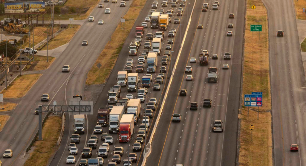 Interstate 35 (I-35)