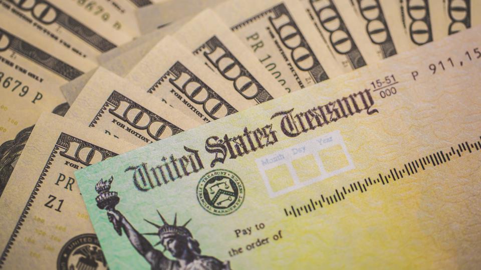 Around $2,000 Checks Coming to New York Residents: Are You Eligible for STAR Relief?