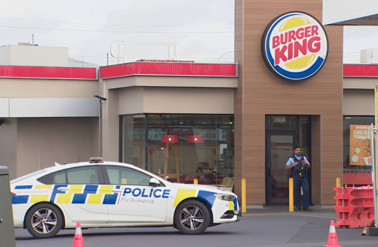 Multiple Stabbings Outside of Burger King: Teen One of The Victims in Fight!