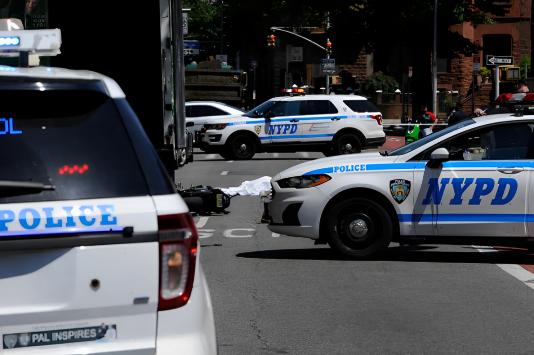 Crime in Sunset Park: NYPD Asks for Tips to Identify 4 Linked to Violent Attempted Robbery