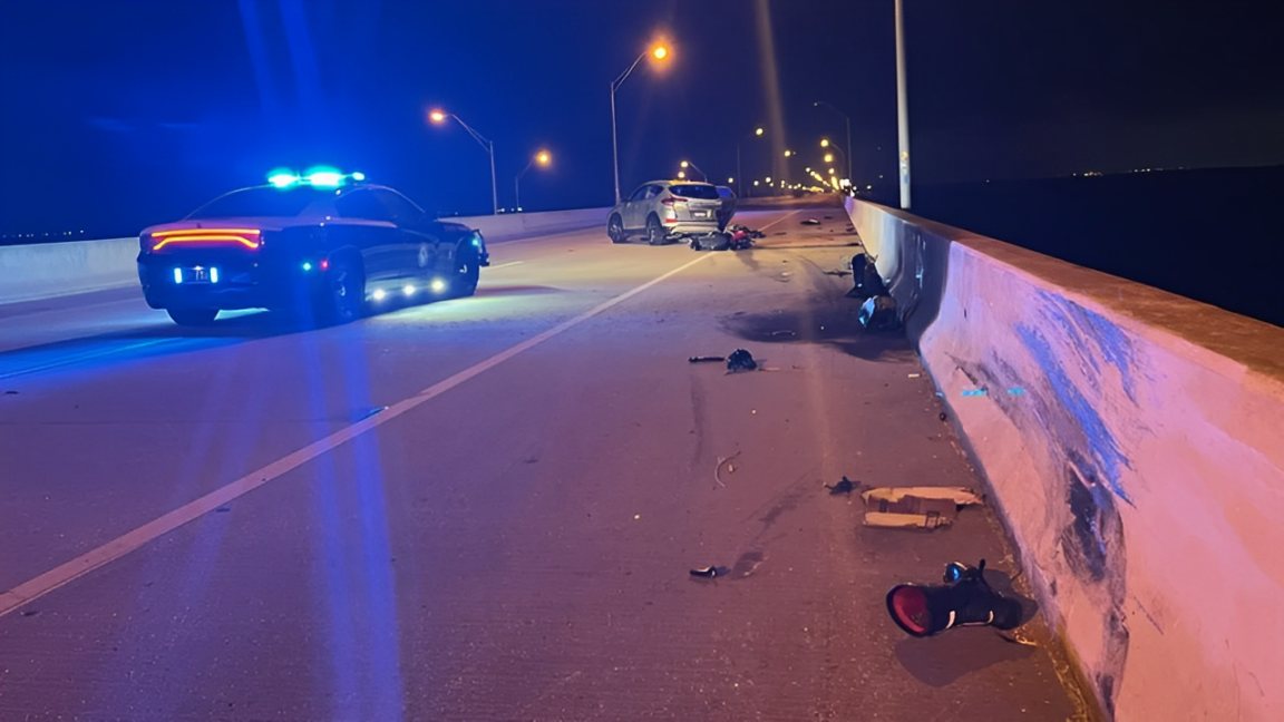 Tragic Accident: Motorcyclist Thrown into Tampa Bay After Collision on Gandy Bridge!