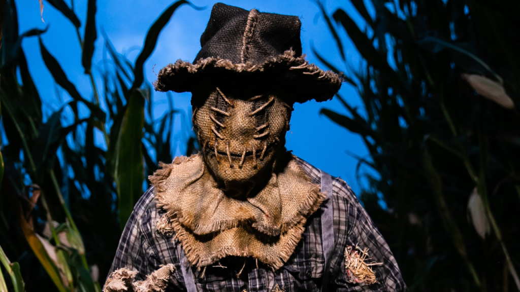 10 Must-Visit Halloween Corn Mazes in the U.S. for a Spooky Adventure