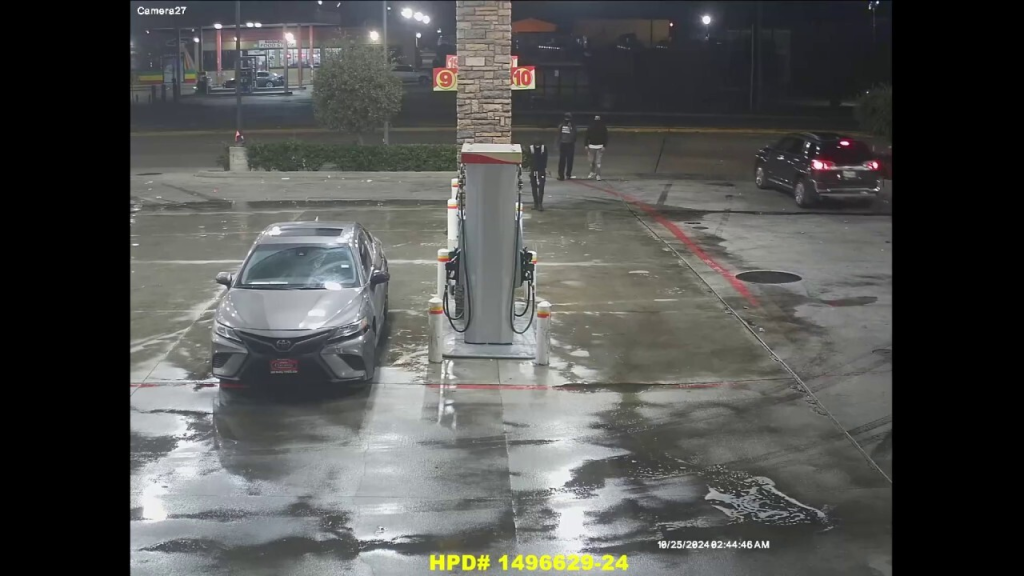 Crime Alert: Houston Man Carjacked by Armed Trio While Pumping Gas in Early Morning Hours!