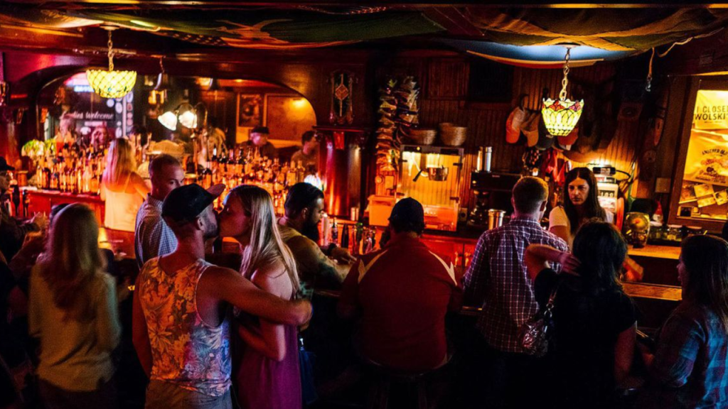 11 Dive Bars in Wisconsin with the Weirdest Ambiance You’ll Ever See!