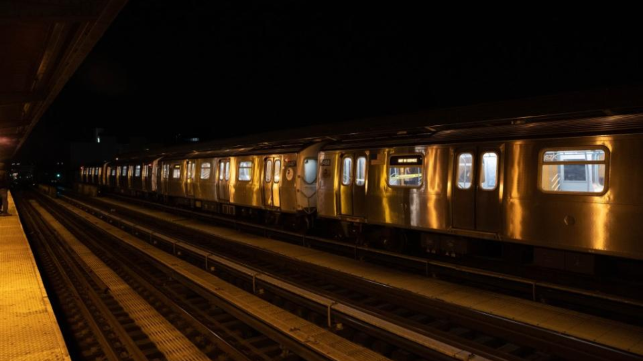 Shocking Moment: Woman Pushes Man Onto NYC Subway Tracks Without Warning!