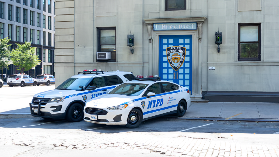 Shocking Incident: Drunk Man Shows Up at Police Station in New York and Gets Arrested!