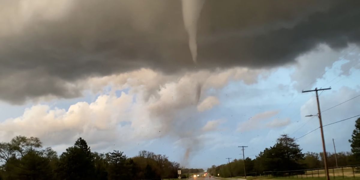 Illinois and Indiana Prepare for Potential Tornadoes and Severe Weather Midweek